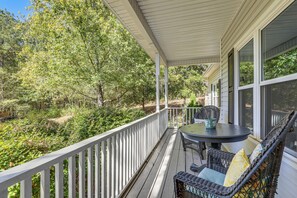 House (5 Bedrooms) | Interior - Walk to Trails: Peaceful Family Home in Braselton (Braselton)