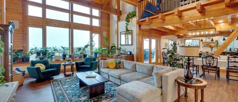 House (Multiple Bedrooms) | Front of property