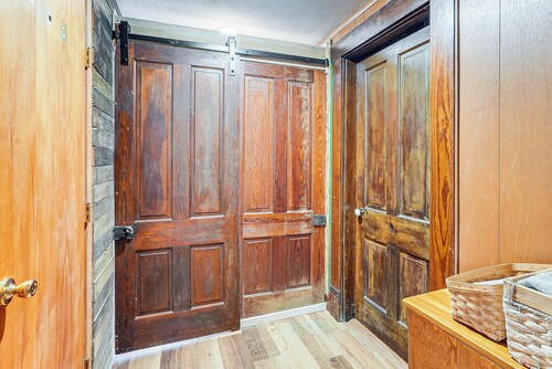 Pet-friendly Home w/ River Access in Crothersville