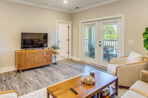 Interior - Golf Getaway in Calabash w/ 18-hole Course Access! (Calabash)