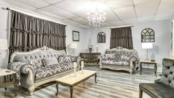 Apartment (4 Bedrooms) | Interior