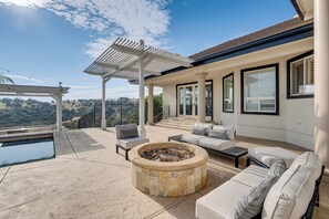House (4 Bedrooms) | Interior - Luxury Pilot Hill Estate on an 800-acre Vineyard (Pilot Hill)