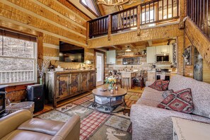 House (2 Bedrooms) | Interior - Hot Tub Haven! Mtn-view Home 13 Mi to Bryson City! (Whittier)
