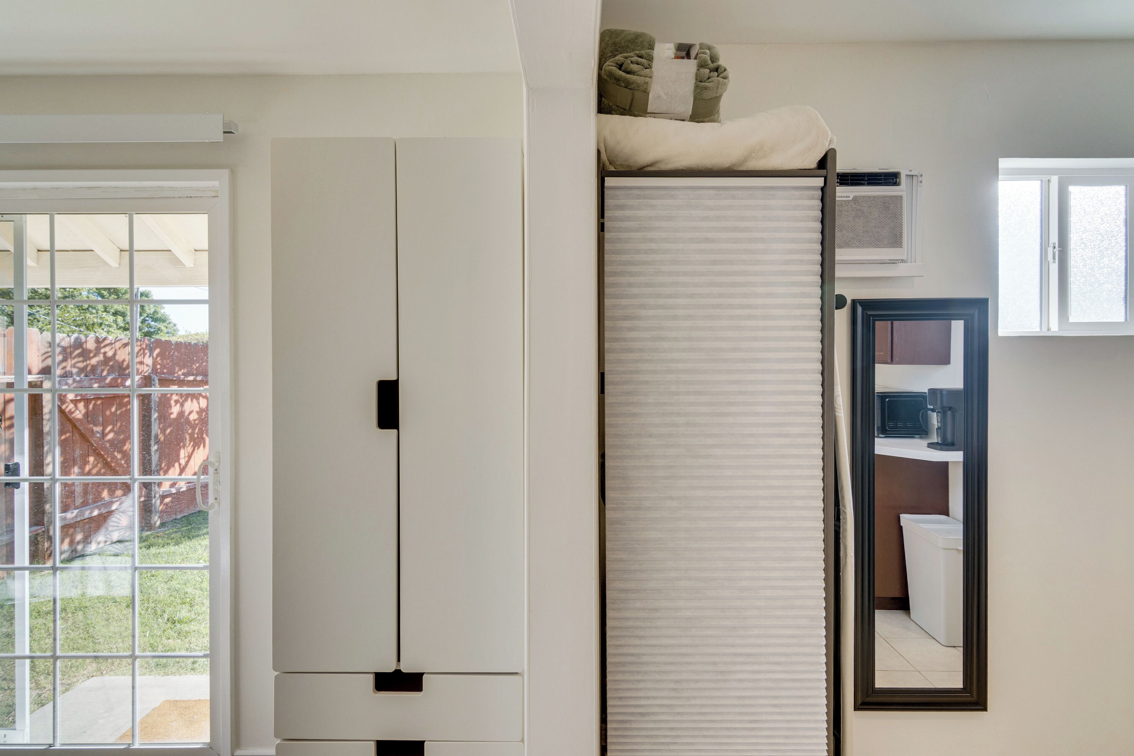 Apartment (0 Bedroom) | Interior