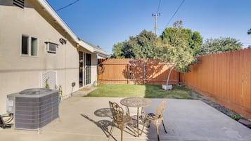 Apartment (0 Bedroom) | Interior