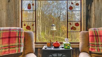 House (2 Bedrooms) | Bahagian dalam