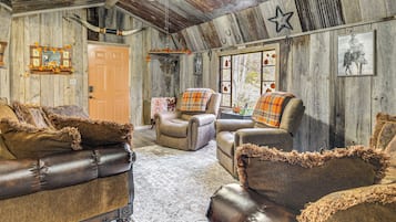 Nhà (2 Bedrooms) | Nội thất