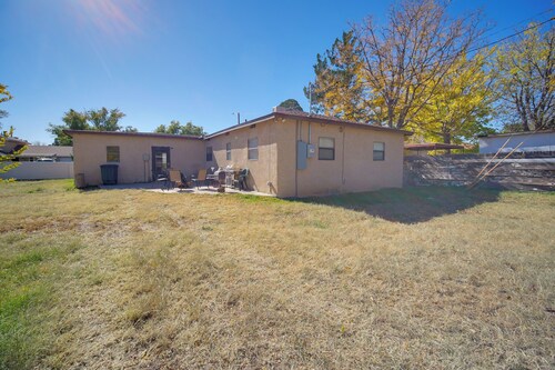 1 Mi to Enmu: Portales Family Home w/ Yard!