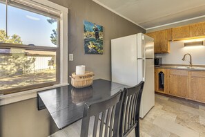 House (1 Bedroom) | Interior