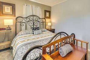 House (1 Bedroom) | Interior