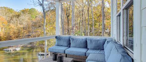 House (5 Bedrooms) | Front of property