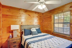 House (3 Bedrooms) | Interior - Steps to Lake Lanier: Wooded Escape w/ Boat Dock (Flowery Branch)