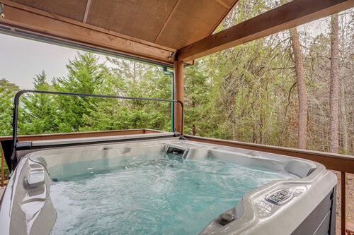 Steps to Lake Lanier: Wooded Escape w/ Boat Dock