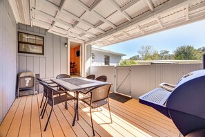 House (4 Bedrooms) | Interior - Covered Deck, Large Yard! Pet-friendly Jax Escape! (Jacksonville)