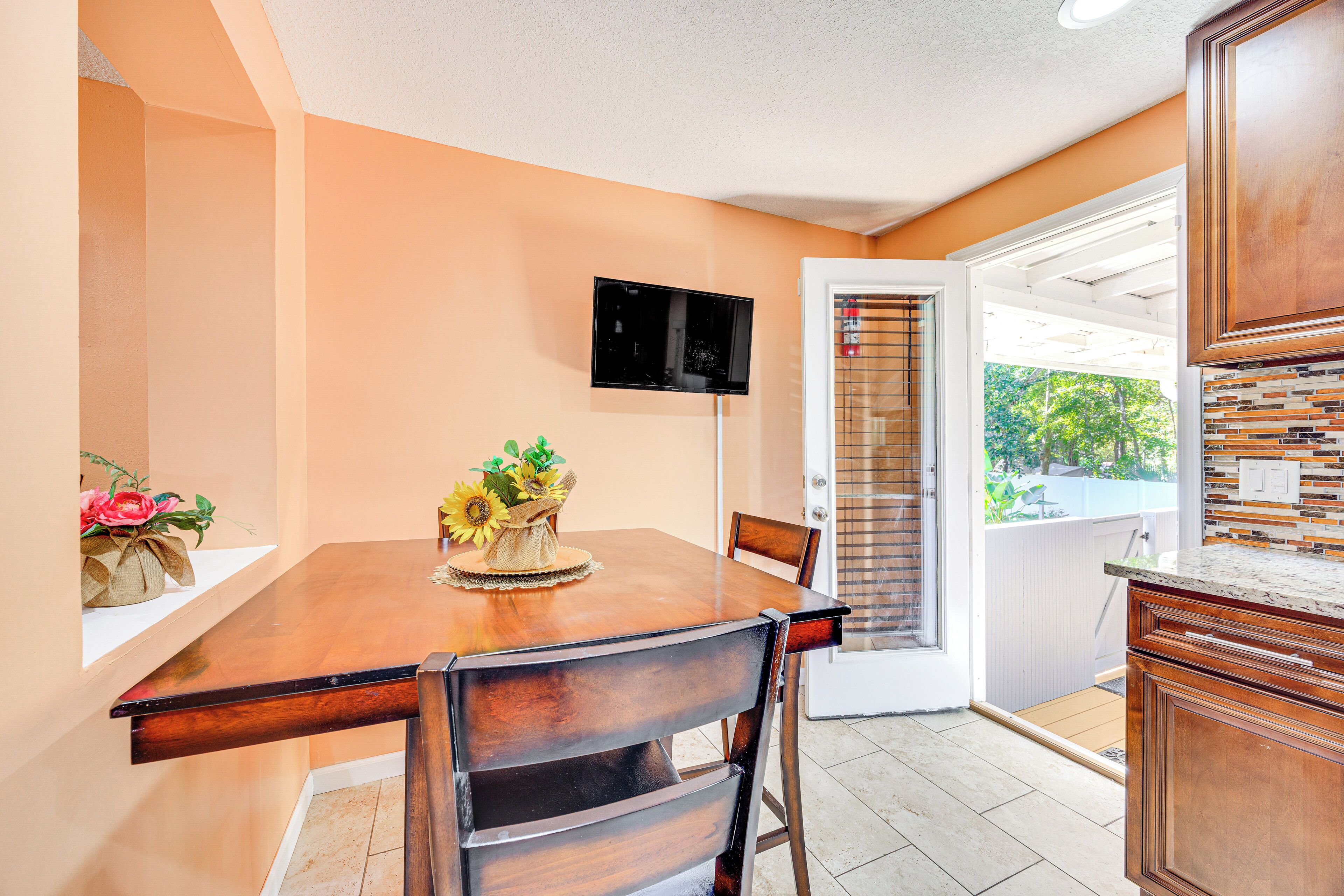 House (4 Bedrooms) | Interior