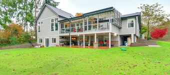 Peaceful Patio View! Waterfront Puget Sound Unit