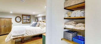 Peaceful Patio View! Waterfront Puget Sound Unit