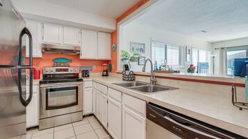 Apartment (1 Bedroom) | Interior