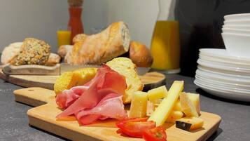 Tägliches inbegriffenes Frühstücksbuffet