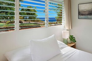 Iron/ironing board, travel crib, free WiFi, bed sheets