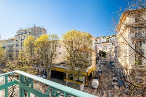 Property grounds - “Amélie’s Cozy Nest” Apartment with Wi-Fi (Nice)