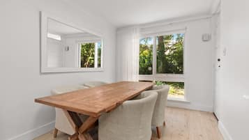 Apartment | Living room