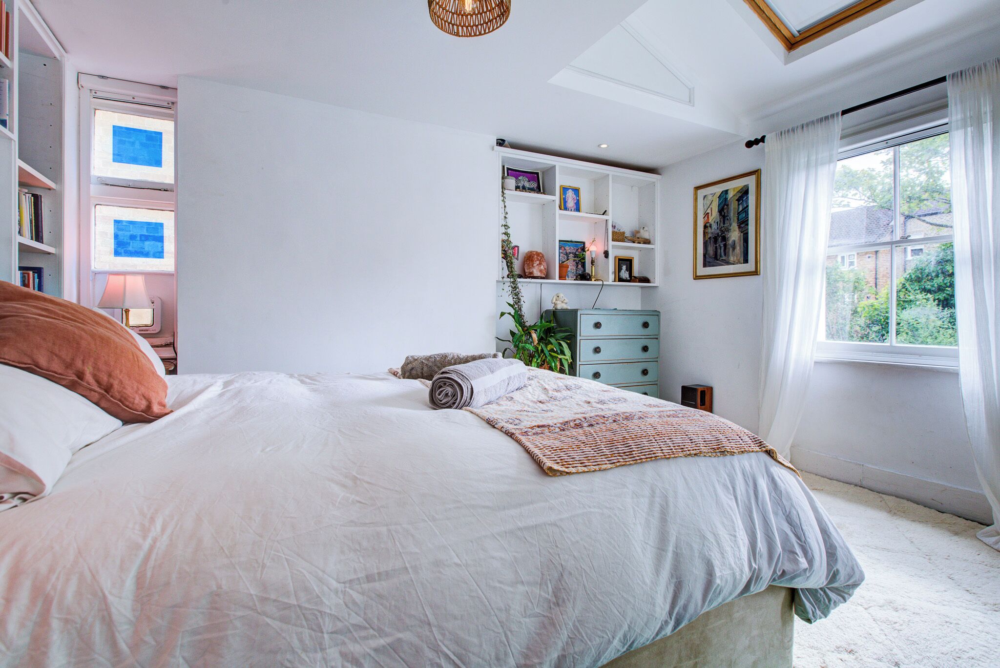 3 bedrooms, desk, free WiFi, bed sheets