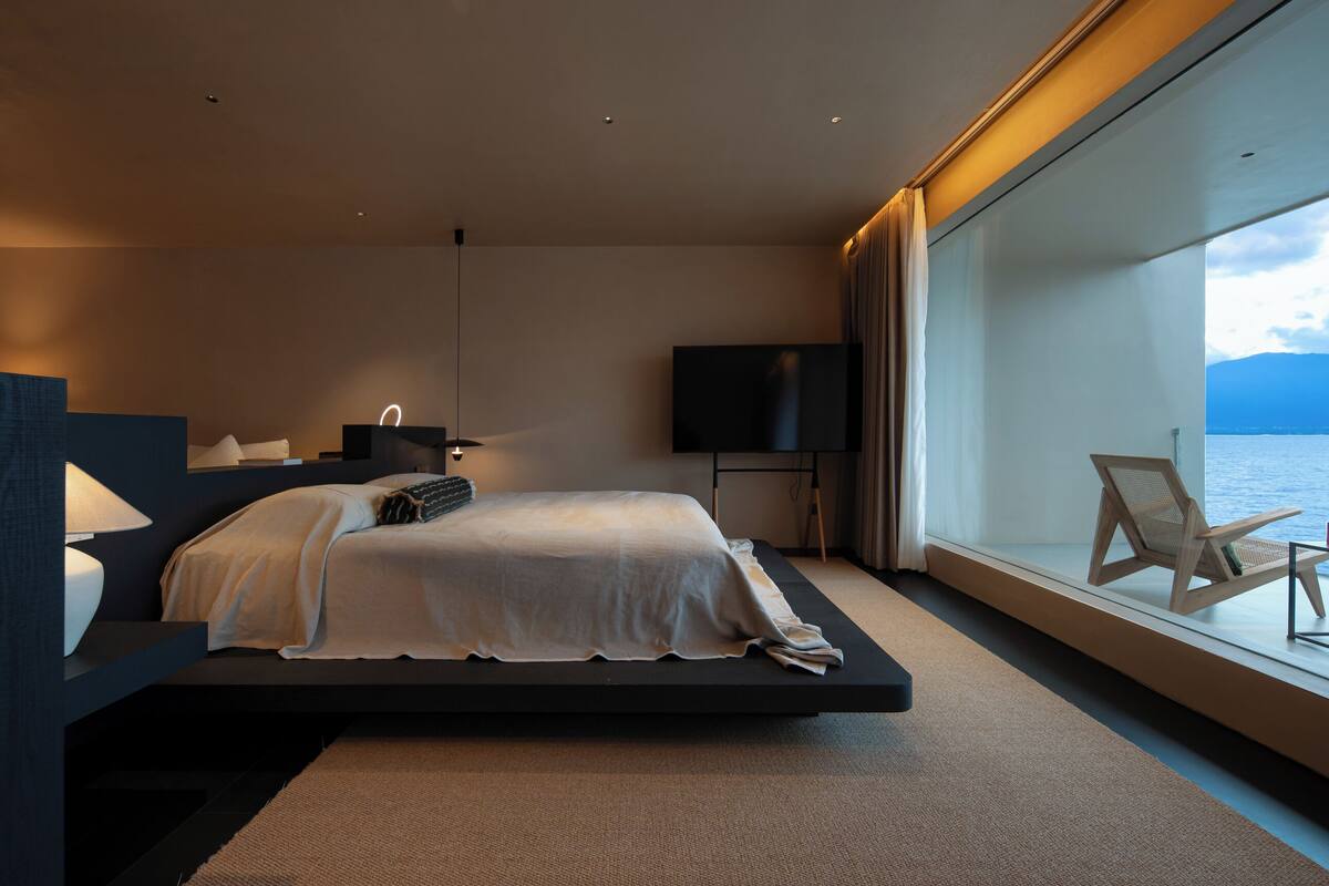 Luxury Double Room, Balcony, Ocean View | In-room safe, desk, laptop workspace, blackout drapes