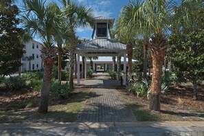 Property grounds - 2BR near Gulf Place w/ Pool, Grill + Free Tickets: Dolphin Cruise & More! (Santa Rosa Beach)