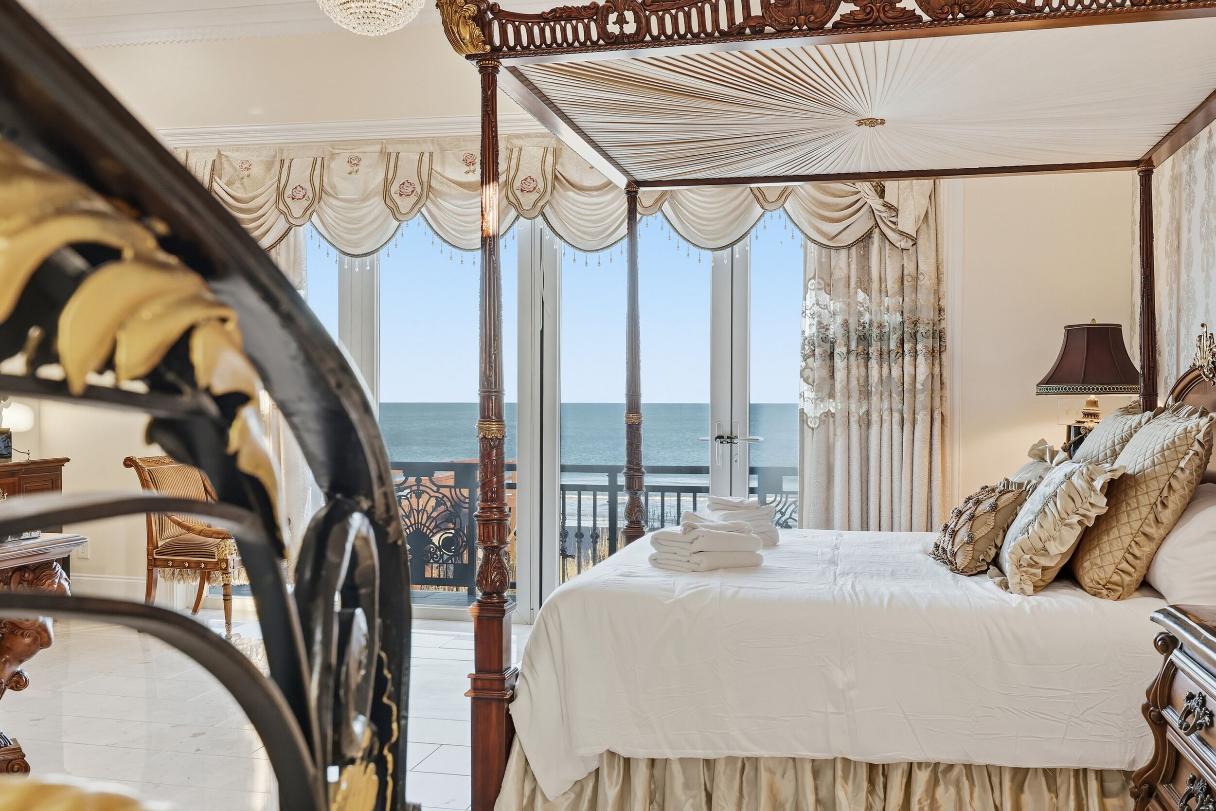 Desk, free WiFi, bed sheets, wheelchair access