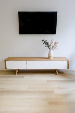 디럭스 아파트, 시내 전망 | 내부