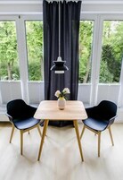Apartamento, vistas a la ciudad | Restauración