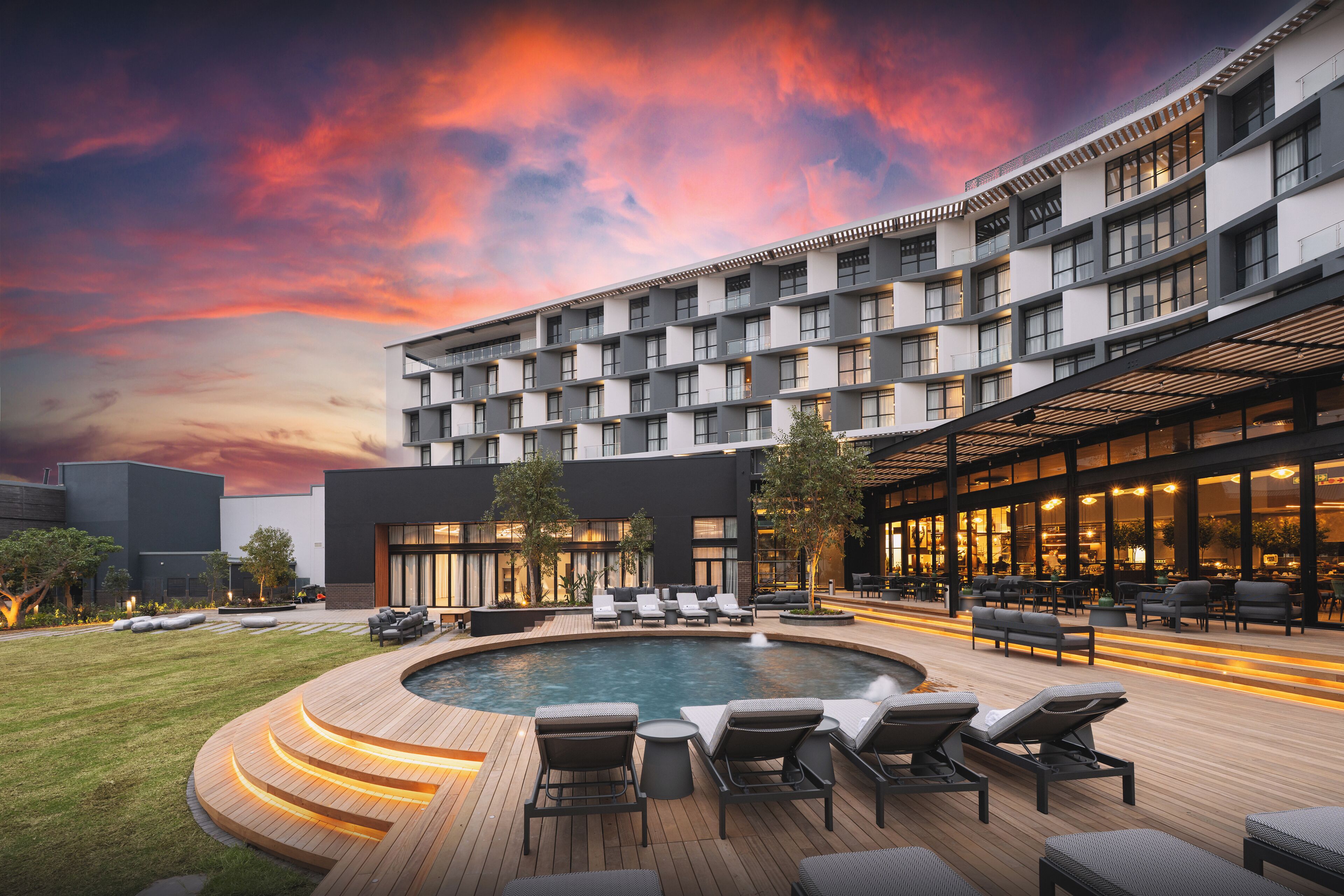 บริเวณภายนอก