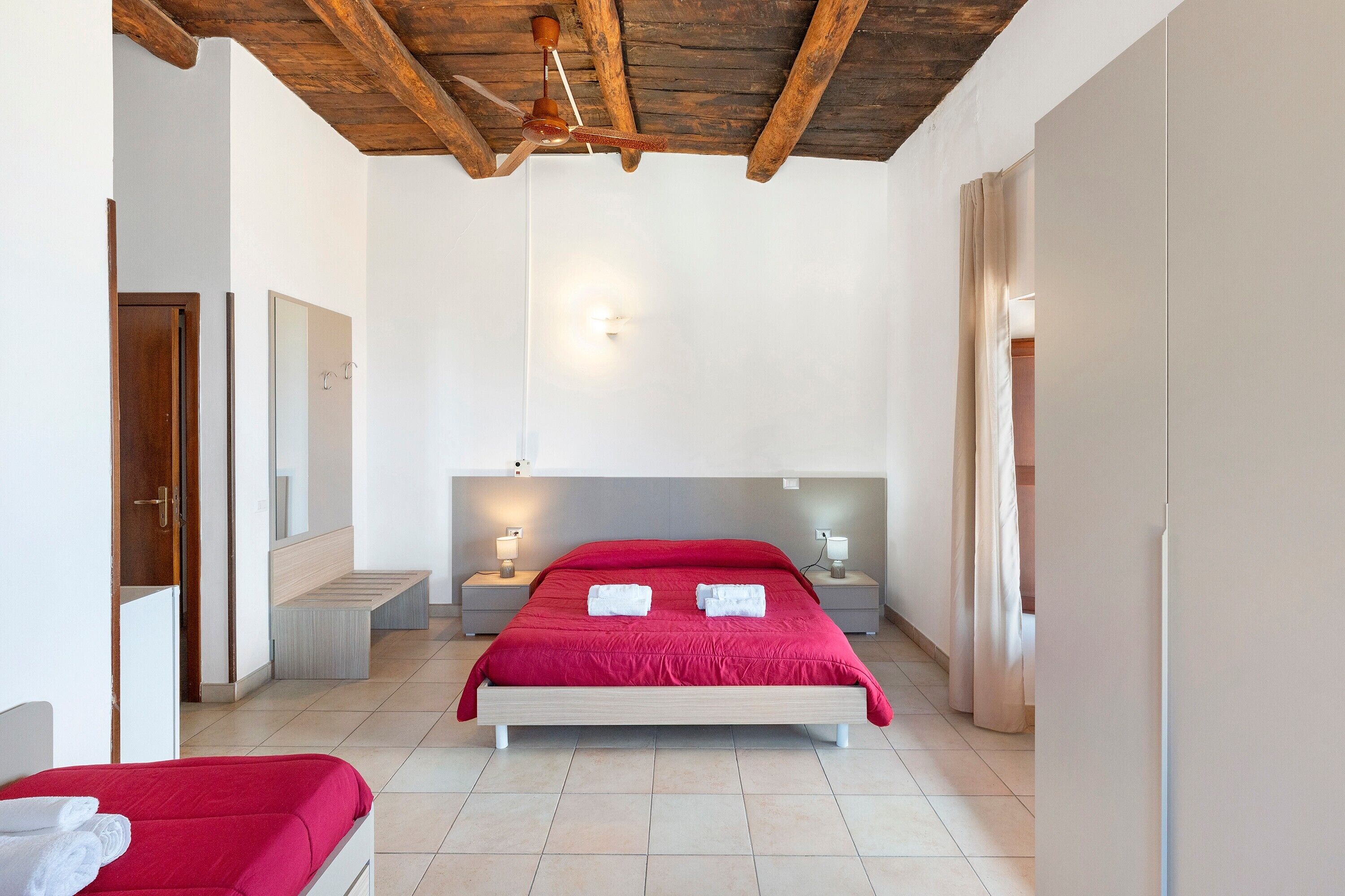 1 bedroom, WiFi, bed sheets