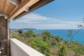 Property grounds - Palinuro Sea View Room with Wi-Fi and Air Conditioning (Pisciotta)