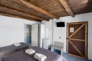 1 bedroom, WiFi, bed sheets - Palinuro Sea View Room with Wi-Fi and Air Conditioning (Pisciotta)