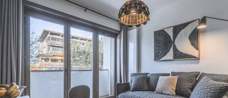 Apartment | Living area