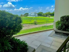 Property grounds - Comfy Sanctuary + Memory Foam w/ 400mbps WiFi, Netflix, Disney+, & Prime Videos (Silang)