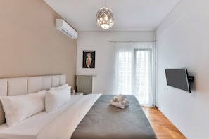 Sistema de insonorización, tabla de planchar con plancha y wifi gratis 