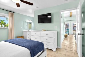 2 bedrooms, iron/ironing board, Internet, bed sheets - Sand & Sun A · EV Charger · Pool · 5 Min Beach (Holmes Beach)