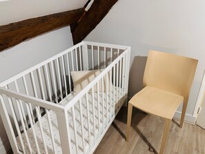 Interior - Le Gîte du Lavoir – Spacious Family Home in the Loire Valley (Courbouzon)