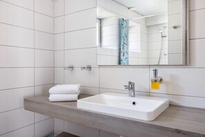 Een douche, een haardroger