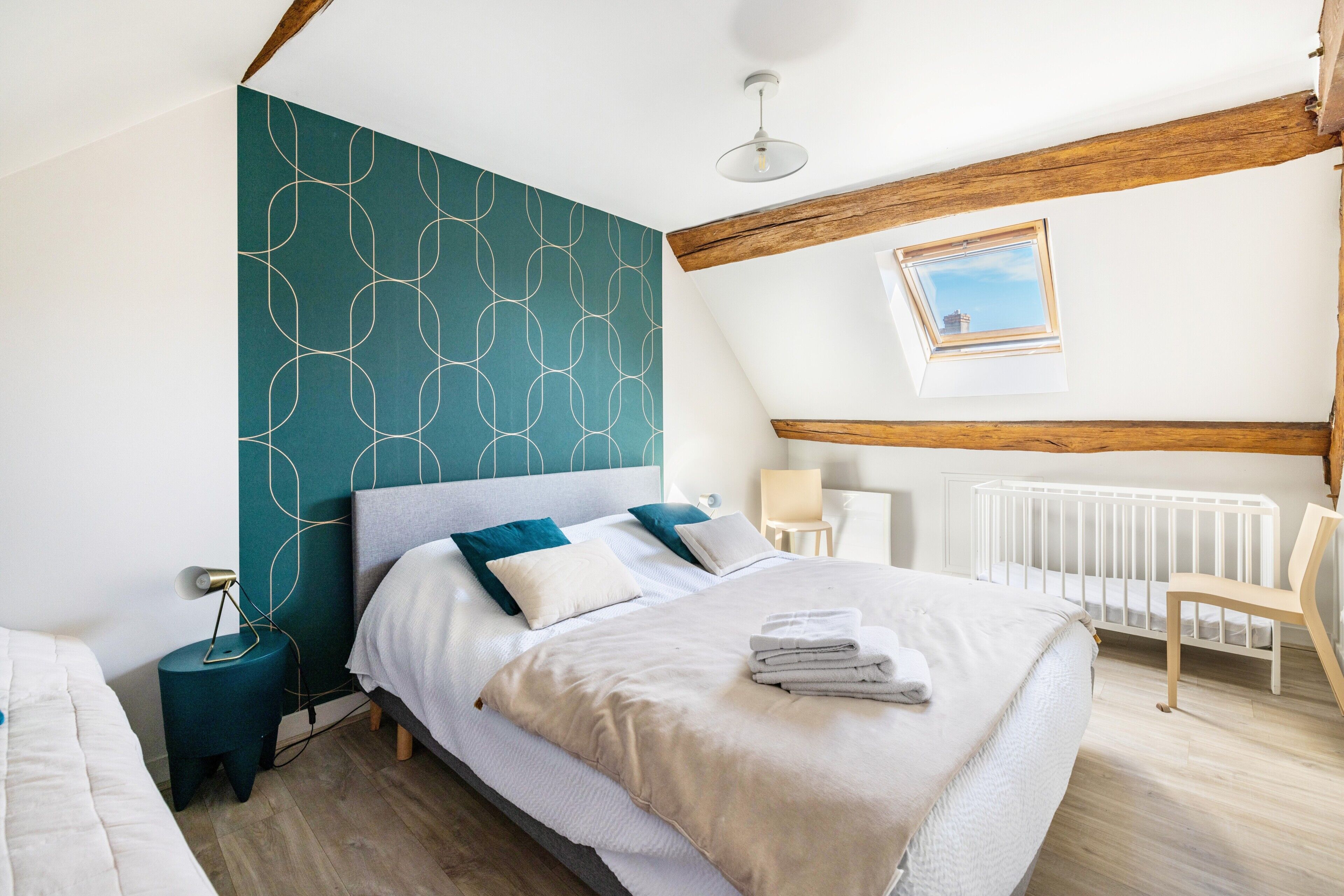 3 habitaciones, tabla de planchar con plancha y wifi 