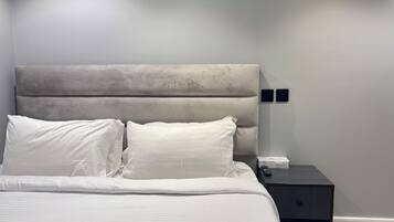 Iron/ironing board, WiFi