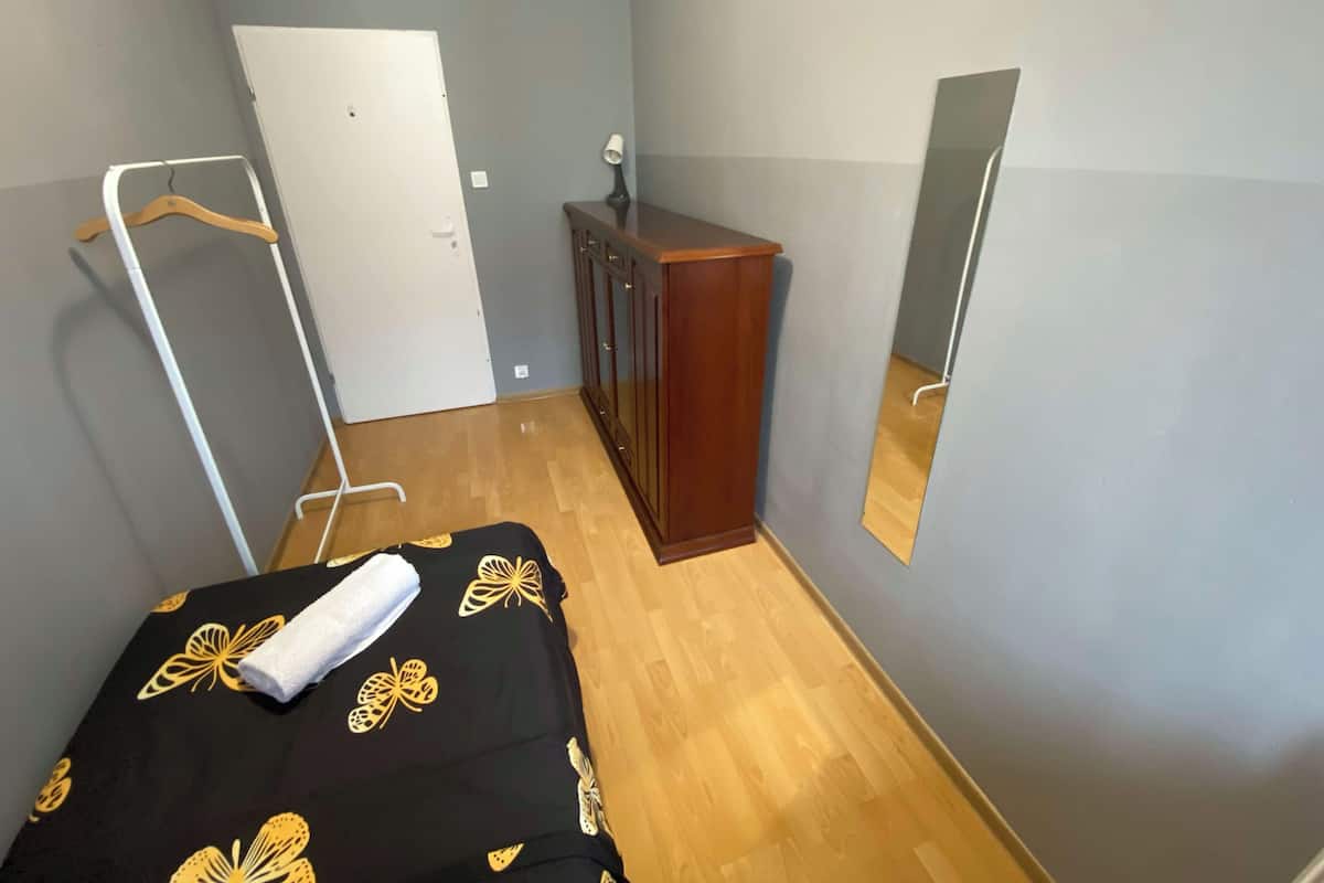Classic Room, 1 Single Bed | Desk, laptop workspace, iron/ironing board, free WiFi