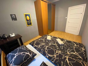 Classic Room, 1 Double Bed | Desk, laptop workspace, iron/ironing board, free WiFi