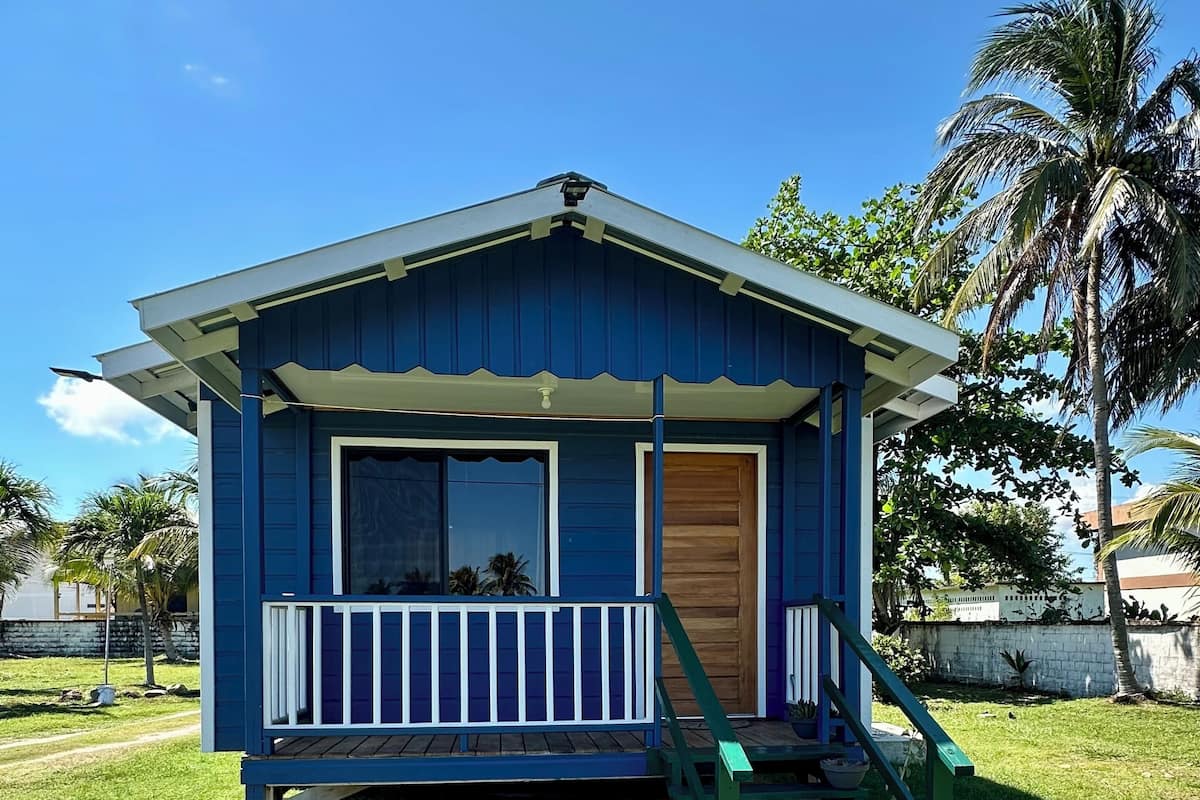 舒適小屋, 海灘景 | 房內夾萬、書桌、遮光窗簾/窗簾、熨斗/熨衫板