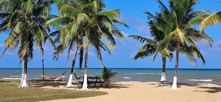Front of property. Sunshine Cabanas At Ocean View