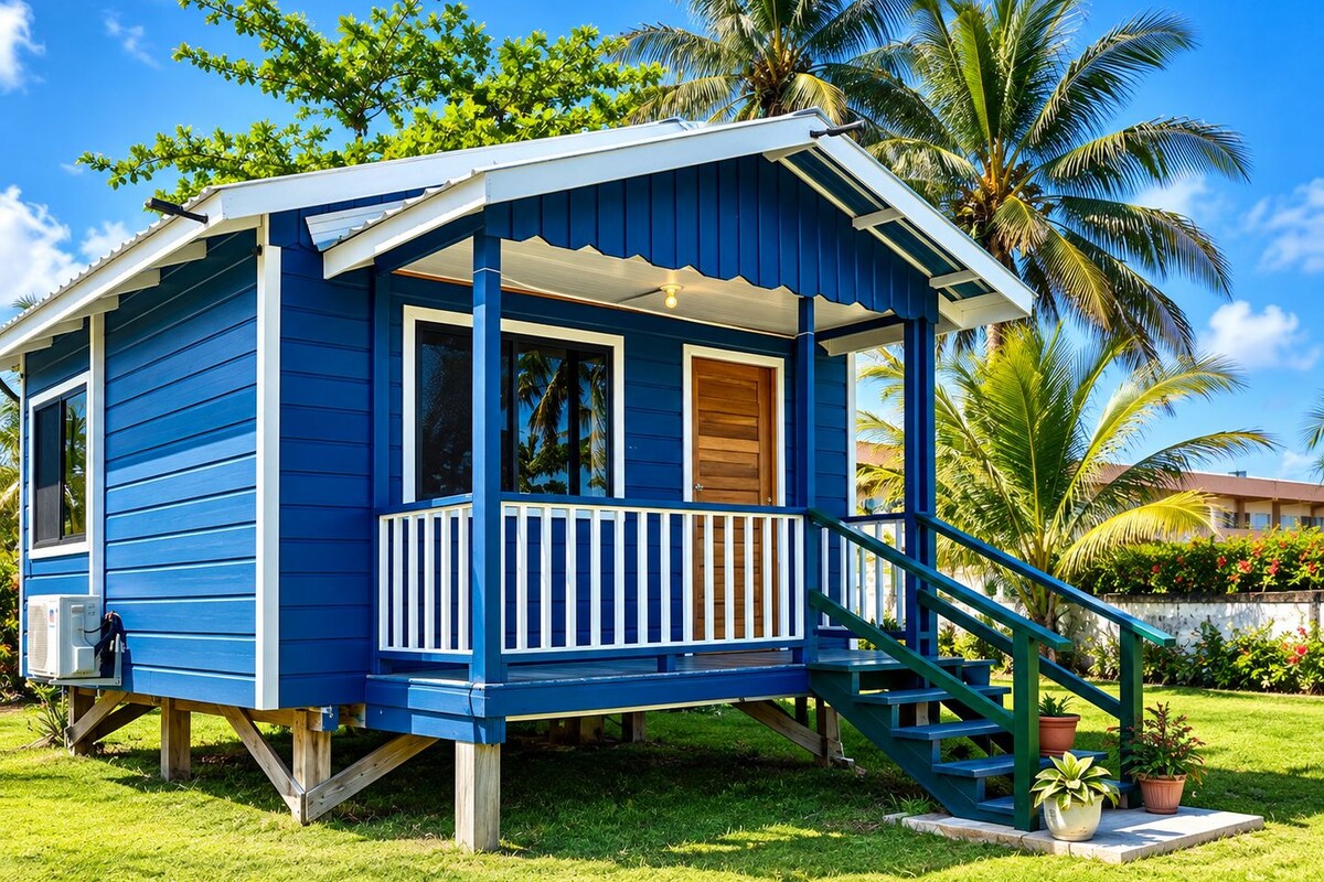 Deluxe Cabin, 1 Queen Bed | Terrace/patio