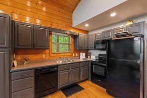 Fridge, microwave, oven, stovetop - Serene Mountain Retreat | Big Views, Hot Tub & EV (Sevierville)